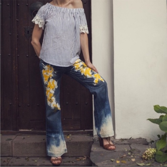 Used 7 For All Manking Dojo Painted & Bleached Wide Leg Jeans in Size 28 x 31 - Picture 5 of 5